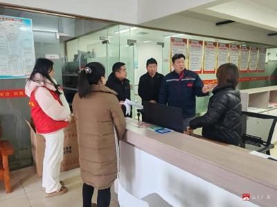 十里街道开展春节前“扫黄打非”宣传活动