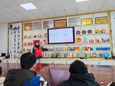 东关社区“伙伴领航站”：为少儿陪伴辅导服务点亮心灯