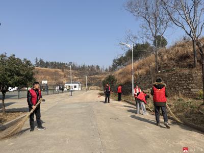 辞旧迎新净家园 凝心聚力焕新颜—经济开发区开展年底“清洁家园”集中整治行动