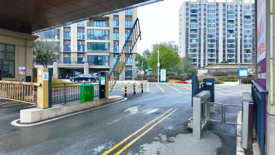 春节期间  我市100个小区停车位免费开放