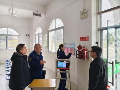 消防检查进校园    筑牢安全“防火墙”