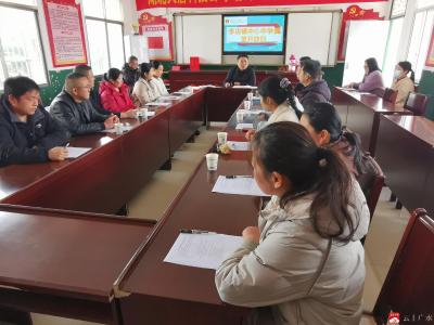 李店镇中心中学举办食堂开放日活动