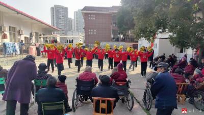 三月学雷锋 温情暖夕阳！广水市方子学校走进养老院开展敬老实践活动