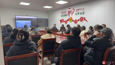 城郊街道召开企业复工复产暨烟花爆竹安全生产培训会