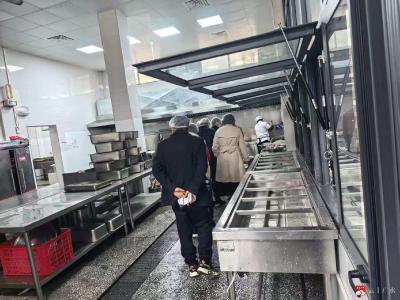 家校携手，食安同行——李店镇中心小学举行食堂开放日活动