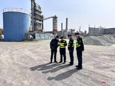 清明将至保畅通 严查细管护平安——市交通运输综合执法大队多措并举强化节前执法监管