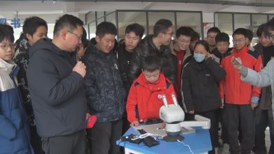 智启新程·AI伴学——广水市永阳学校举办首届人工智能体验展