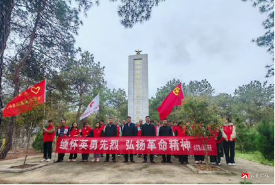 余店镇：祭英烈 铸英魂 红色基因永传承