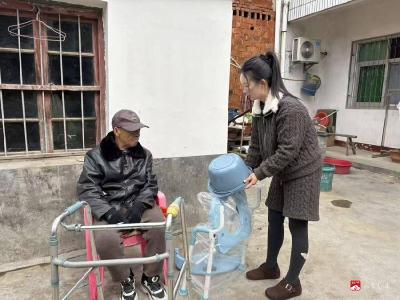 八一社区：暖心适配辅助器 助残帮扶零距离