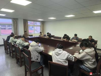 余店镇开展“强思想、提能力、优作风”活动