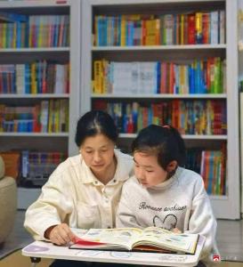 武胜关镇中心小学开展亲子共读主题活动