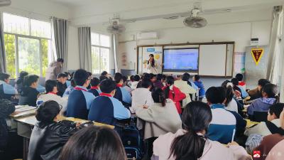 长岭镇中心小学：深耕课堂展风采 新秀亮相促成长