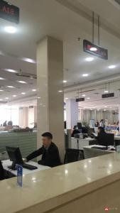 广水市教育局：局长“坐窗口”化身“办事员”  以实干将“问题清单”转化为“服务清单”