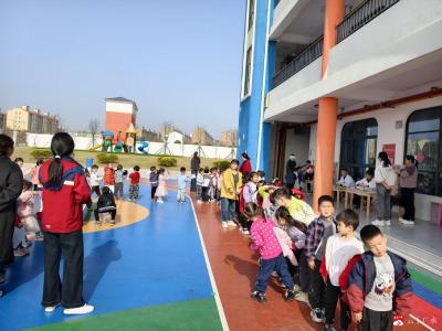 守护健康成长，筑牢成长防线——杨寨镇中心幼儿园顺利开展幼儿健康体检活动 