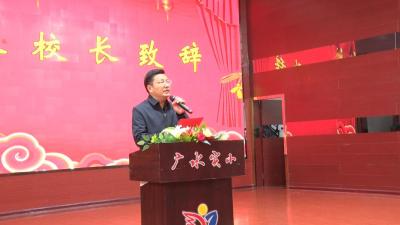 最美的时光是读书——市实验小学第十二届读书节开幕
