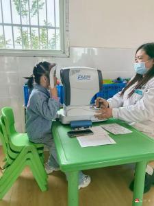 守护“视”界，助力成长：骆店镇中心幼儿园开展幼儿视力监测工作