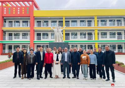 情系桑梓助学兴教    爱心传递筑梦未来——深圳市东兴威电有限公司、惠州市广水商会捐资助教发放仪式在郝店镇中心中学圆满举行