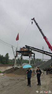 市科技经信局全力应对暴雨灾害  保障工业企业生产经营