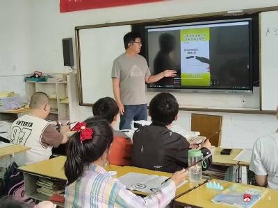 武胜关镇杨家河小学开展多彩社团活动