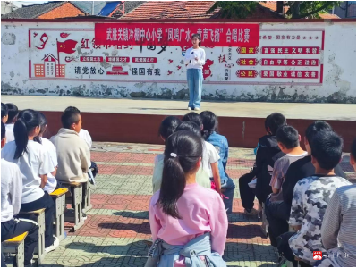 童声飞扬润校园 美育之花绽冷棚—— 冷棚小学开展合唱比赛活动