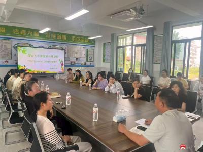 守护舌尖安全 共筑阳光食堂  ------应办五小开展食堂开放日活动