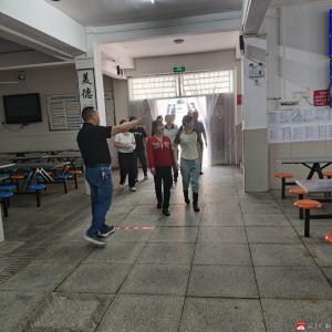 家校零距离  “食”光伴成长——广水市职教中心育才高中5月食堂家长开放日活动纪实