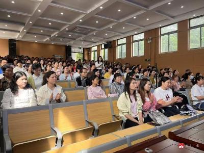 积极心理学点亮幸福家庭 家校共育护航心灵成长  —— 郝店镇中心小学开展 “圆梦工程” 心理健康教育专题宣讲