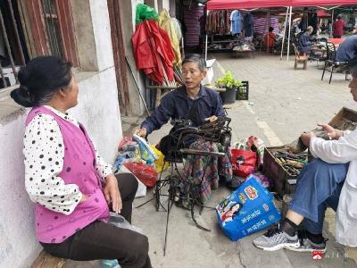吴店镇暖心匠人冯双生：身残怀感恩 巧手暖遍乡邻