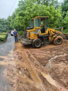 逆雨冲锋守初心 防汛一线显担当—经济开发区双岗社区