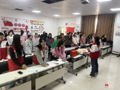 应急救护知识宣讲走进东关社区