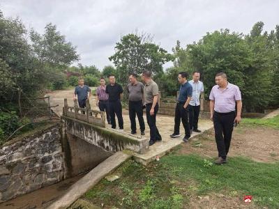 巡库查坝勘隐患 抢修水毁保安澜  ——市水利和湖泊局攻坚“5·25”暴雨水库灾后重建纪实