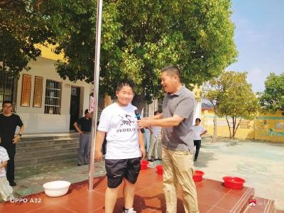 武胜关镇杨家河小学开展防溺水情景式演练活动
