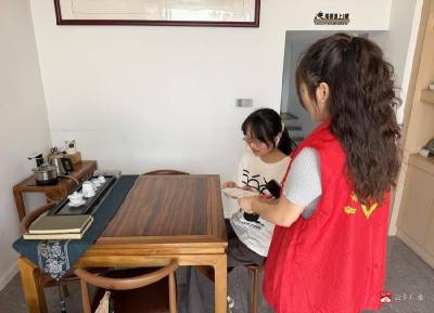 曹塘角社区新时代文明实践站开展扫黄打非宣传活动