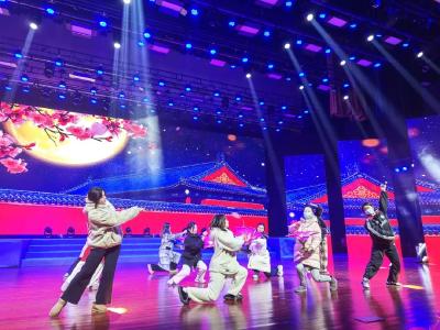 今晚8点！随县春晚，不见不散！ 
