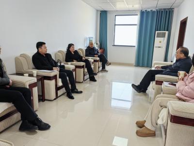 青椿养老产业有限公司到随县考察养老项目
