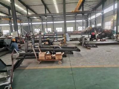 聚力建支点 夺取开门红｜湖北诚远专用汽车忙生产 奋战新年“开门红”