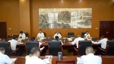 县委理论学习中心组专题学习研讨会议召开