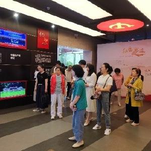 党建引领聚合力 企社协同谋新篇