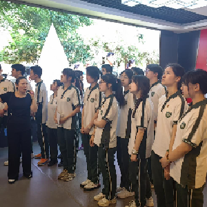 沉浸式思政课堂，常青花园开启党建带团建助力青少年成长新篇章