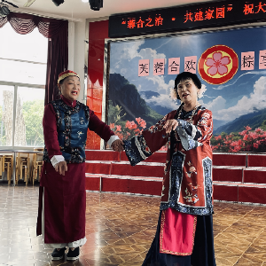 邻里一家亲 “粽”享端午情