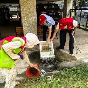 文家湾社区开展“清洁家园、防蚊护健康” 活动
