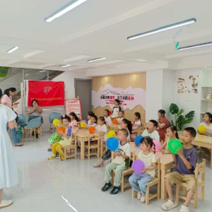 吴南里社区举办“时光书签” 活动