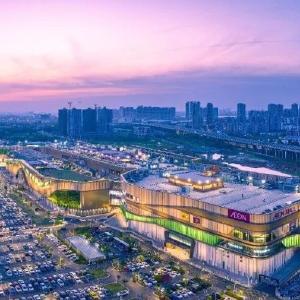 这是我们的兄弟和对手：江夏！