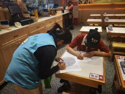 规范餐饮行业餐厨垃圾处置，将军路市政环卫公司垃圾分类“食”力护航