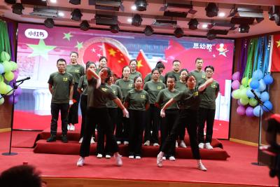 重温峥嵘旋律 唱响时代新声——蒙牛武汉大院开展大合唱比赛