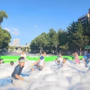 径河街赛洛城社区：“仲夏之夜”点燃社区欢乐 寓教于乐筑牢安全防线