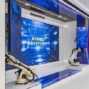 星闪+机器人，东西湖企业新方案来了！