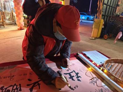 红韵国潮聚合力 社企同心谋新篇——园林社区举办“社企共融·国潮共燃”篝火嘉年华活动