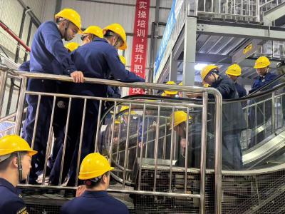 东西湖区开展电梯应急救援专项培训