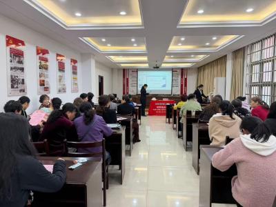 金融课堂进社区，守护居民钱袋子